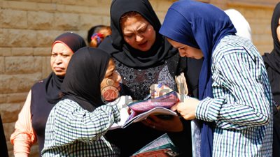 المدارس تفتح الباب أمام الطلاب لتسجيل الاستمارة الورقية لامتحانات الثانوية العامة 2020