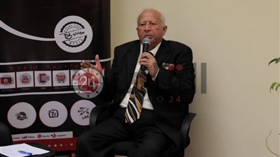 هاني شنودة عن تنوع ثقافته: “أنا كالألماظة.. واتربيت على صوت النقبشندي” (صور)