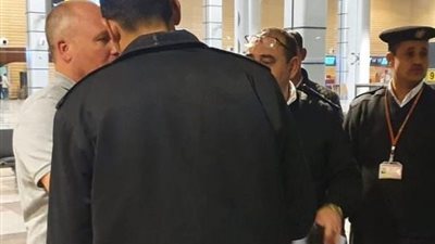 محامى السائح البريطانى المتهم بالتحرش بأمين شرطة: الفيديو لم يوضح الحقيقة 