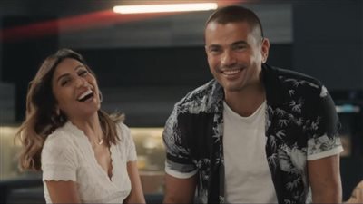 دينا الشربيني وحكايتها مع عمرو دياب من حضور الحفلات حتي التهنئة بالألبوم الجديد (تفاصيل)