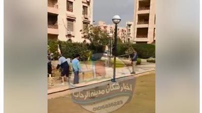 عمال بلا كمامات و”فنيك” على الأرضية.. ماذا يحدث في الرحاب بعد اكتشاف حالة لمصاب بكورونا؟ (فيديو)