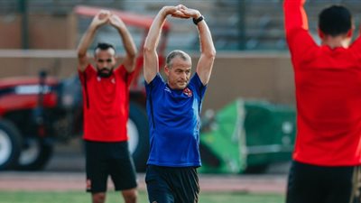 تدريبات استشفائية للاعبو الأهلي في الإمارات استعدادًا لمواجهة الزمالك