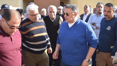 بعد توقف 6 سنوات.. محافظ البحر الأحمر يوجه بتسليم وحدات إسكان الشباب بمرسى علم
