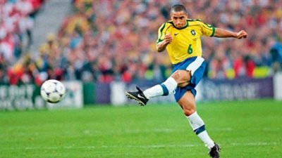 روبيرتو كارلوس يُحلل السوبر المصري على “أون سبورت”