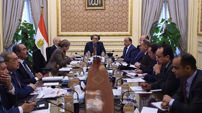 رئيس الوزراء: الجهاز الإداري جزءا أساسيا من خطة الإصلاح الهيكلي التي تتبناها الحكومة