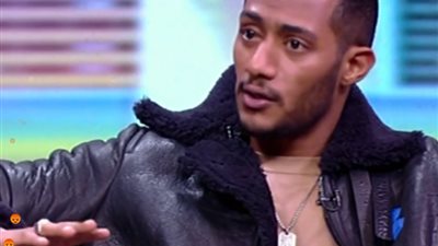 أزمة الطيار الموقوف.. محمد رمضان :”أنا لم أخطأ.. وروح خد 9 مليون من السوشيال”