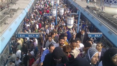 “مترو الأنفاق” تعلن عودة حركة القطارات بالخط الأول إلى طبيعتها بالاتجاهين (بيان)