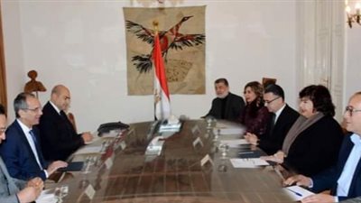 “الثقافة” و”الاتصالات” تتفقان على إعادة إحياء التراث باستخدام الذكاء الاصطناعي والواقع الافتراضي