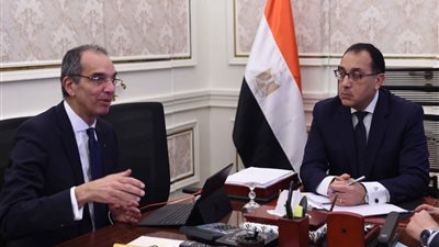وزير الاتصالات: مصر الثالث إفريقيًا فى متوسط سرعة الإنترنت (صور)