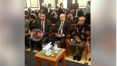أول ظهور رسمي لحبيب العادلي في عزاء الرئيس الراحل مبارك بمسجد المشير (صورة)