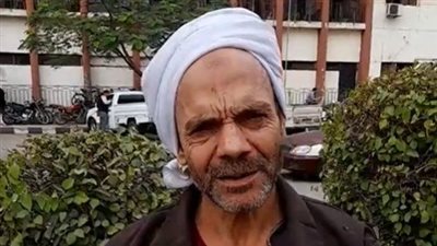 عامل نظافة بالشرقية يعثر على 50 ألف جنيه ويعيدها لصاحبها: الجنيه الحلال أبرك من ألف حرام | بث مباشر 