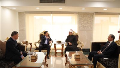 أمين البحوث الإسلامية يلتقي سفير كازاخستان ويبحثان تنفيذ مشروعات علمية وتاريخية بمشاركة علماء الأزهر