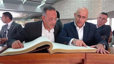 رئيس أركان الجيش القبرصي يزور المتحف القومي للحضارة المصرية | صور 