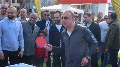 محافظ الإسكندرية وقائد المنطقة الشمالية العسكرية يفتتحان أول ملعب كروس فت بالمجان لدعم ورعاية الشباب