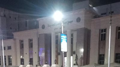 التحقيق مع الفنانة منة شلبي بتهمة حيازة مواد مخدرة 