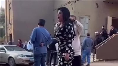 شمس الكويتية داخل موقع تصوير سره الباتع مع خالد يوسف