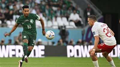 نتيجة الشوط الأول من مباراة السعودية وبولندا في كأس العالم.. الأخضر يتأخر بهدف رغم السيطرة 