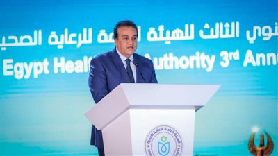 وزير الصحة يوجه بتدريب الفرق الطبية على الطرق العلمية والصحيحة للحقن العضلي والوريدي 