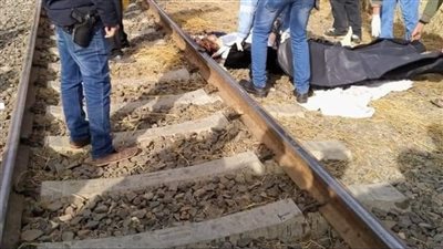 كان رايح يكشف.. مصرع شخص أسفل عجلات القطار في المنيا
