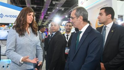وزير الاتصالات: اجتذاب وتأسيس ما يزيد عن 20 شركة متطورة في الإلكترونيات الدقيقة والأنظمة المدمجة