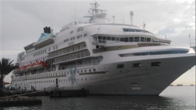 لزيارة متحف الحضارة والأهرامات.. وصول السفينة السياحية Celestyal CRYSTAL لميناء بورسعيد | صور 