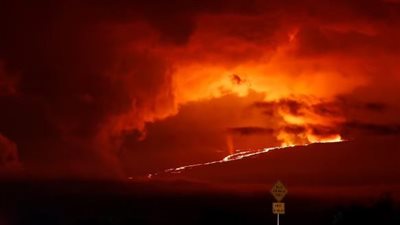 إندونيسيا تحذر بشأن إمكانية ثوران آخر لبركان ميرابي