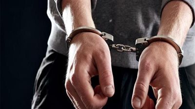 ضبط سائق استولى على 5 ملايين جنيه من 11 شخصًا بسوهاج | بث مباشر