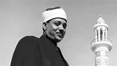 قيثارة السماء.. اليوم ذكرى ميلاد الشيخ عبد الباسط عبد الصمد الـ 98 