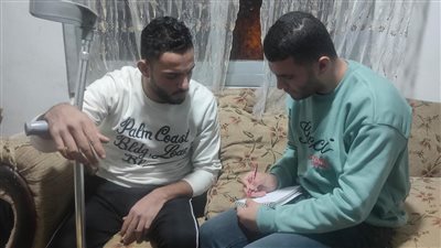 الضحك ممنوع.. 3 أشخاص يعتدون على شاب بالعاشر من رمضان | القصة الكاملة