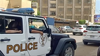 دورية أمنية تضبط لصا سرق 4 غوايش ذهب وخاتما بالشيخ زايد
