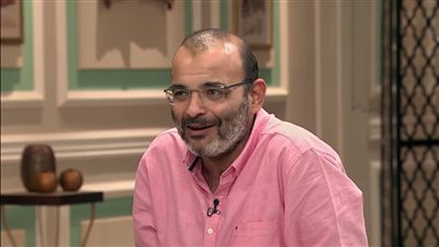 أيمن بهجت قمر: تمردت على أمي بعد وفاة والدي واستخبيت تحت السرير من حسن مصطفى