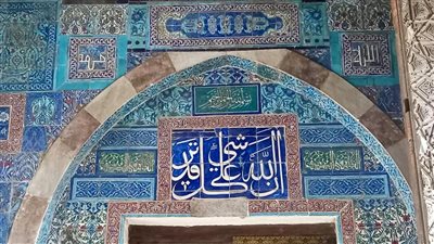 عليه أسماء الله الحسنى.. التفاصيل المعمارية لقصر الأمير محمد علي بالمنيل| صور