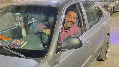 أمانة مواطن.. شاب يعثر على مبلغ مالي ثمن عملية أورام ويسلمه لصاحبته بأسيوط