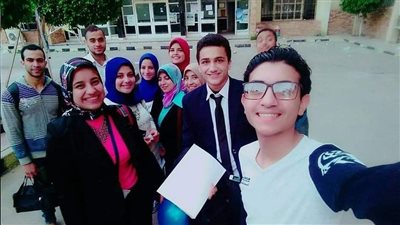 عالم فضاء ونابغ علميًا.. أصدقاء الشاب المُنتحر بالإسكندرية ينعونه: لعن الله من هدمه