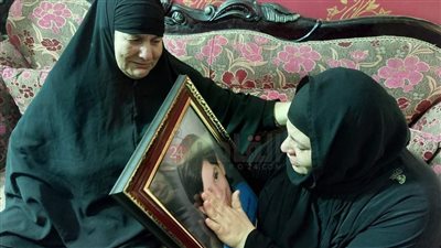 ولد بعد 18 سنة زواج.. القصة الكاملة لوفاة طفل خلال جراحة بالعين ومحاولة الطبيب إسكات الأم بالمحلة