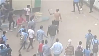 مهتز نفسيًا.. تفاصيل القبض على المتهم باقتحام مدرسة في البحيرة وترويع التلاميذ| بث مباشر