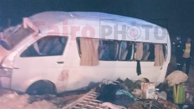 مصرع 6 أشخاص وإصابة 8 آخرين في تصادم ميكروباص وسيارة ربع نقل بالأقصر | بث مباشر