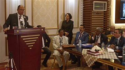 رئيس جامعة حلوان يشارك في فعاليات افتتاح المؤتمر القومي الأول للجنة قطاع الدراسات التربوية| صور