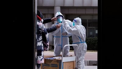 بريطانيا تشهد ارتفاعا في إصابات فيروس كورونا