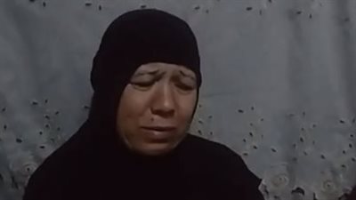 والدة أحد ضحايا حادث صحراوي البحيرة: قلبي وجعني على ابني.. ومش قادرة أصدق إنه مات | بث مباشر