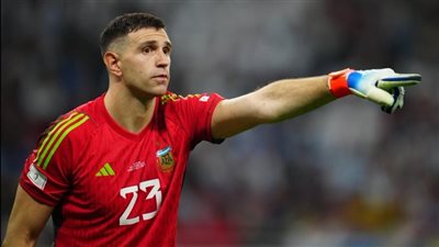 إيميليانو مارتينيز: أقدم كل ما أملك من أجل الأرجنتين.. وأريد صنع التاريخ