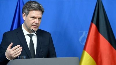 اليوم.. وزير الاقتصاد الألماني يبدأ جولة إلى ناميبيا وجنوب إفريقيا