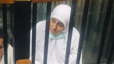 تأجيل محاكمة عائشة الشاطر لـ 8 ديسمبر لاستكمال المرافعة