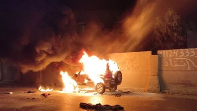 اشتعال النيران في سيارة ملاكي أعلى الطريق الدائري بالجيزة | صور