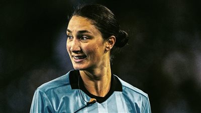 الأمريكية كاثرين نيسبيت تدخل تاريخ بطولة كأس العالم