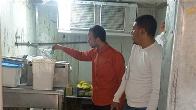 ضبط سلع غذائية منتهية الصلاحية بأسوان وتحرير 124 محضر مخالفة خلال نوفمبر