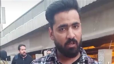 ترك وظيفته واتجه للرسم.. قصة كفاح شاب منياوي استقر بالقاهرة ليمارس هوايته المفضلة | بث مباشر