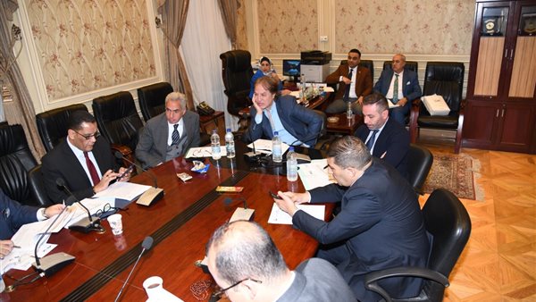 اجتماع لجنة الرياضة