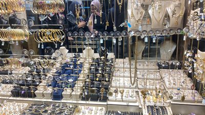 تراجع سعر الذهب عالميا 3.3% الأسبوع الماضي و35 جنيها في مصر| تقرير