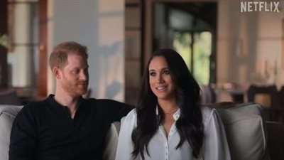 هل أعلن الأمير هاري الحرب على العائلة المالكة البريطانية بـ فيديو ترويجي لـ فيلمه الجديد؟